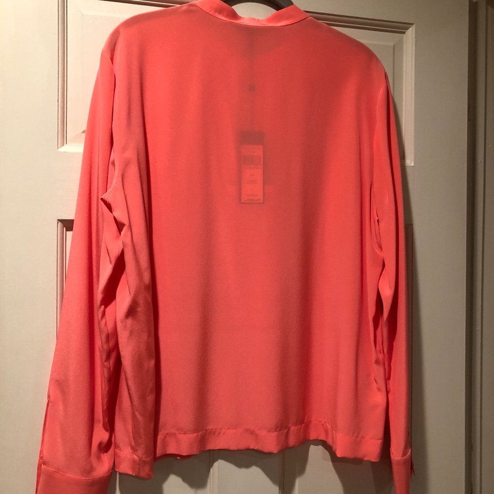 BCBGMaxAzria Clement blouse in L - Picture 2 of 6